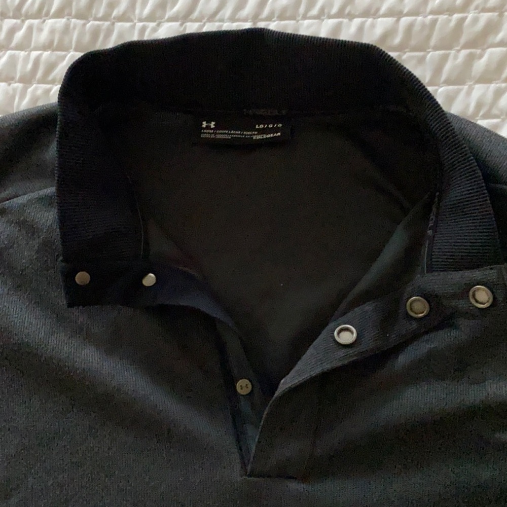Under Armour Coldgear half zip snap pullover, Sz L